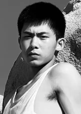 The Third Solar Term (2021) – Chinese Queer Short Film Review 3 Caesar