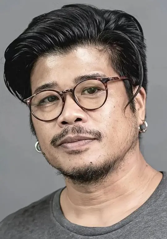 KinnPorsche (2022): Thai BL Series That Redefined the Genre with Guns, Power & Passion 9 Kongkiat Khomsiri
