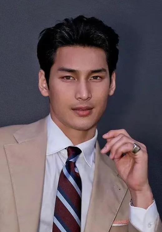 KinnPorsche (2022): Thai BL Series That Redefined the Genre with Guns, Power & Passion 4 Nattawin Wattanagitiphat