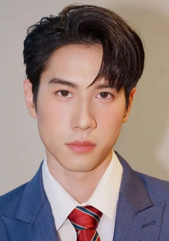 I Feel You Linger in the Air (2023): Thai BL Fantasy Romance Across Time 4 Rapheephong Thapsuwan